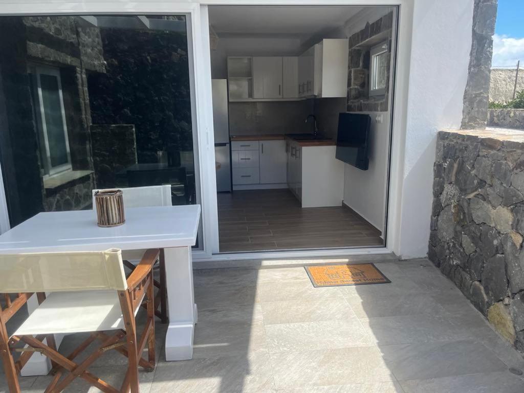 Milesian Suites Adamantas  Rum bild