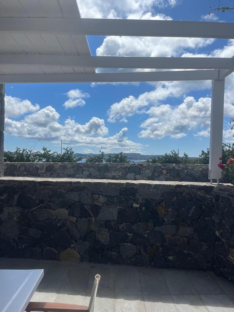 Milesian Suites Adamantas  Rum bild
